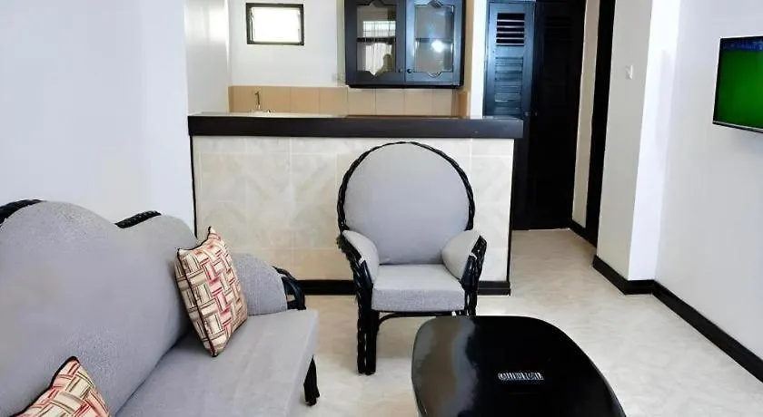 Sapphire Hotel Kampala 3*,